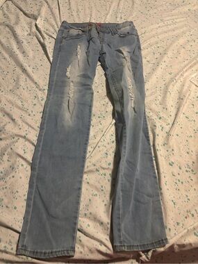 Light Blue Distressed Women’s Jeans